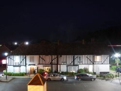 Hotel in Chesterford am Abend